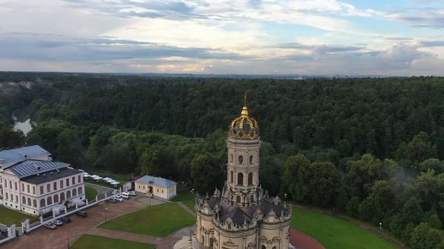 Дубровицы. Знаменская церковь смотреть онлайн