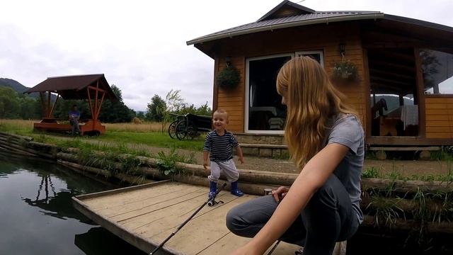 Ловля форели в Яремче, рыбалка на Западной Украине (платник) fishing in Ukraine смотреть онлайн