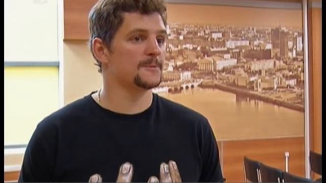 Тренер хоккейного клуба "Трактор" представил новых игроков смотреть онлайн