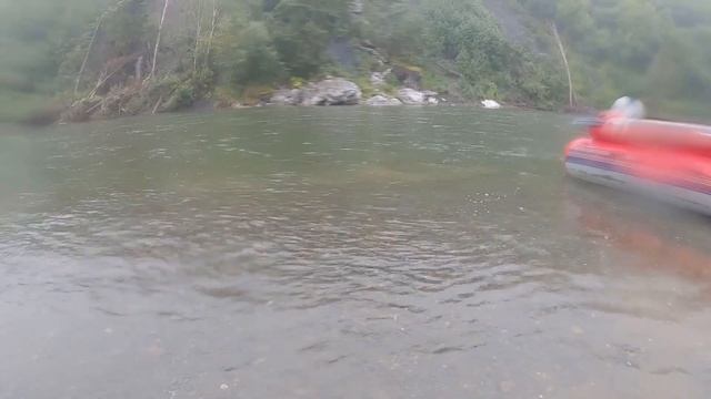 "Кижуч - зверь" | Где и как добывают красную икру к новогоднему столу! смотреть онлайн