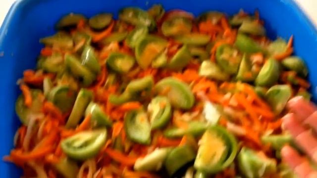 Салат из зеленых помидор смотреть онлайн