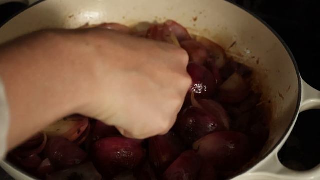 Cooking in my English Country Kitchen | Easy Focaccia, Tart Tartin & Apple Chutney смотреть онлайн