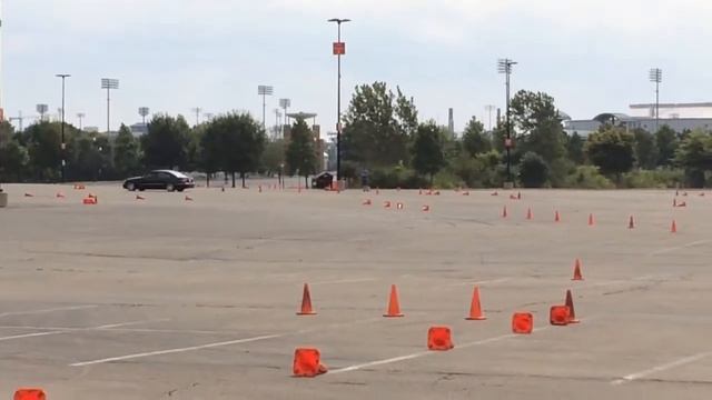 Mercedes-Benz E55 AMG Autocross SCCA смотреть онлайн