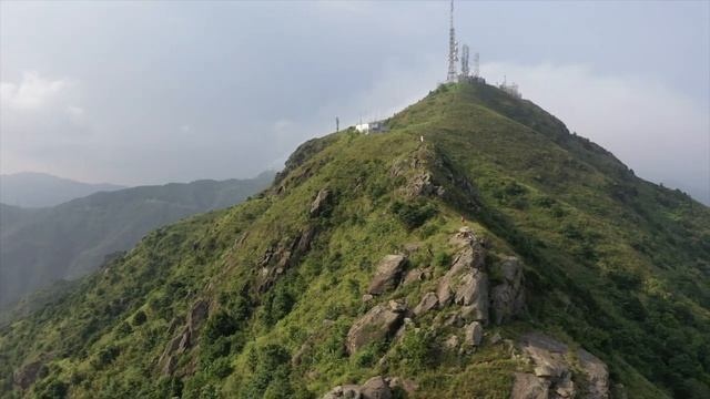 Suicide Cliff Kowloon peak Hike Hong Kong 360 One r & DJI DRONE Video смотреть онлайн