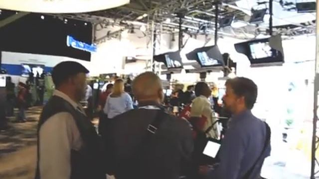 JVC GY HM100U ProHD CAMCORDER смотреть онлайн