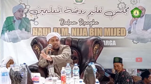 Habib Taufiq bin Muhdor bin Smith dan KH Muhammad Abdul Bari смотреть онлайн