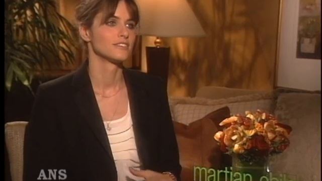 AMANDA PEET PRAISES PARENTHOOD смотреть онлайн