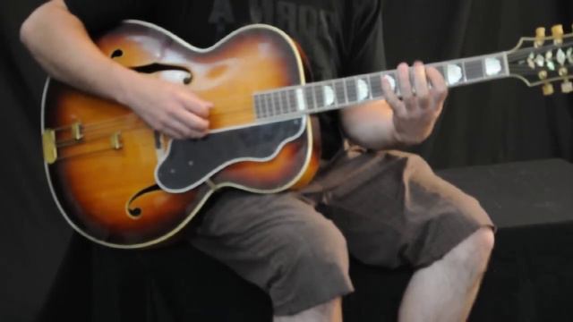 1945 Epiphone Deluxe Archtop смотреть онлайн