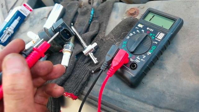 проверка катушек зажигание и замена свечей на Hyundai Solaris. смотреть онлайн