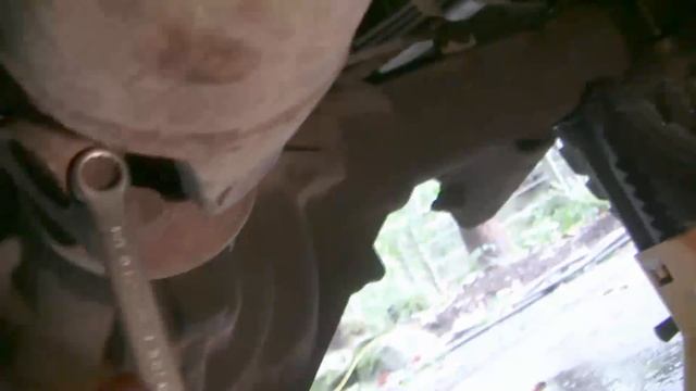 How to fix an oil leak between the transmission and transfer case, Dodge Ram part 1 смотреть онлайн