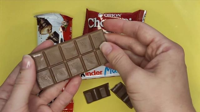 ?Satisfying Video| ASMR Candy| Kinder Chocolate Unpacking