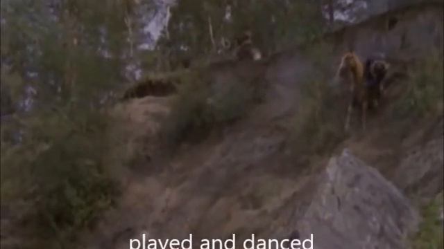 Ой, то не вечер - Oi, to ne vecher - Oh, it's not an evening yet смотреть онлайн