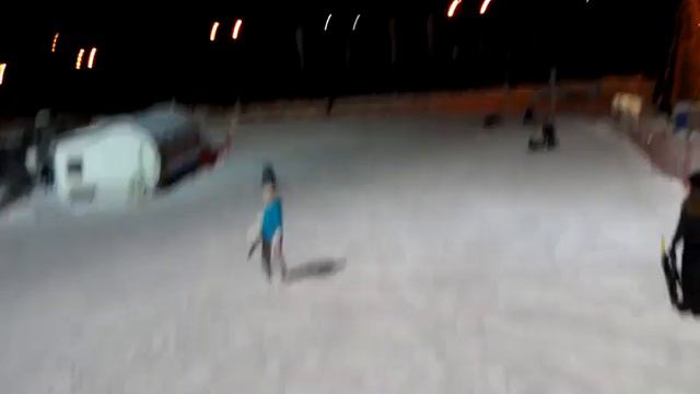 Учусь кататься на сноуборде. 2016.12.10 I am learning to snowboard. смотреть онлайн
