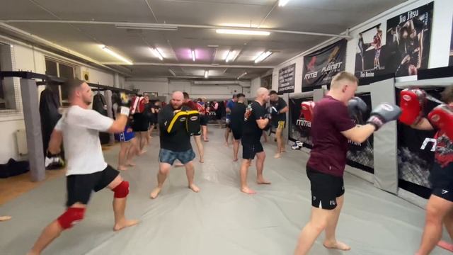 Thai Boxing class - 10th Planet Redditch / Redditch MMA смотреть онлайн