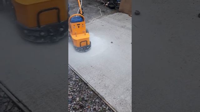 Шлифование бетона. Slpitstone GM 122 принцип работы. смотреть онлайн