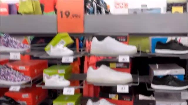 ШОПИНГ СКИДКИ ПОРА ЗА ПОКУПКАМИ ГЛАВНОЕ МЕСТА ЗНАТЬ ВАЛЕНСИЯ смотреть онлайн