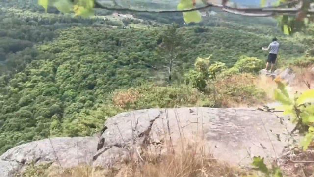 Robertson cliff смотреть онлайн