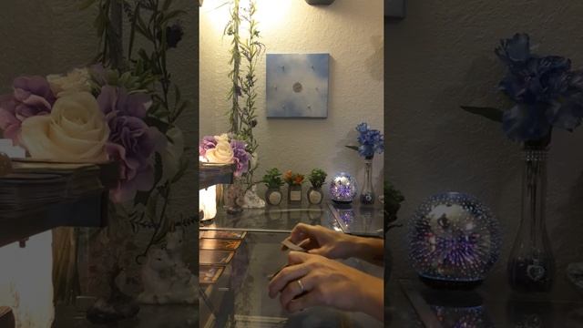 Capricorn ?? Who will you choose? ?? Love Oracle Tarot Reading with initials & details смотреть онлайн