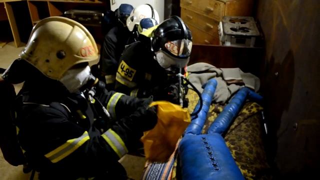 Областные соревнования звеньев газодымозащитной службы смотреть онлайн