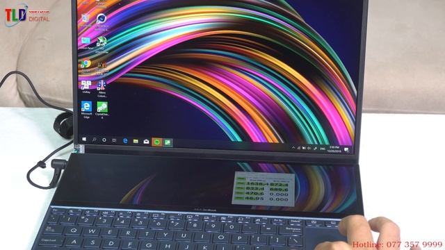 Laptop Asus ZenBook Duo UX481FL Định Hình Lại Thiết Kế Laptop Tương Lai смотреть онлайн