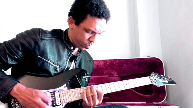 Bachata Rock / Bachata Shred смотреть онлайн