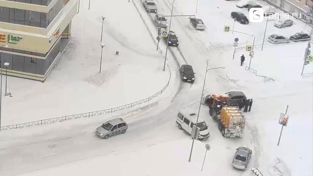 Зацепил забор фурой смотреть онлайн