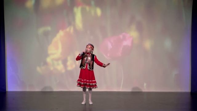 Карима Мухамедьянова. Песня "Кубэлэк" смотреть онлайн