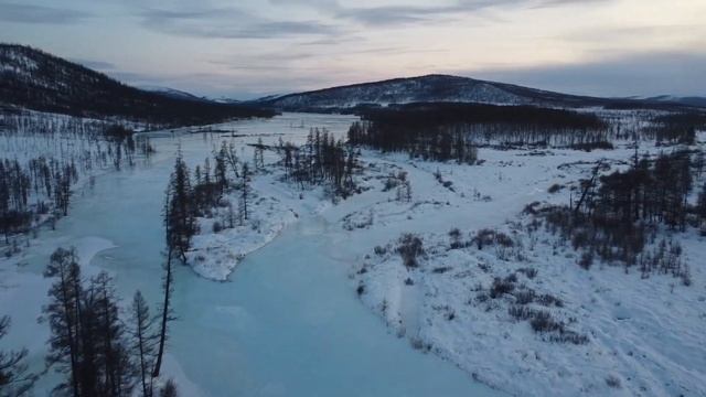 ПРОСТОРЫ СИБИРСКОЙ ТАЙГИ С ВЫСОТЫ ПТИЧЬЕГО ПОЛЕТА смотреть онлайн