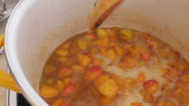 Абрикосовое варенье / Простой рецепт 23 июня 2018 г. смотреть онлайн