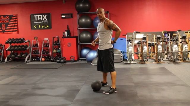 Medicine Ball Slam-Are You Doing It Right? смотреть онлайн