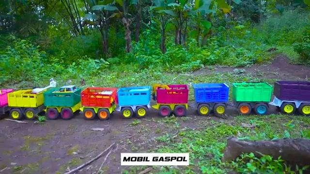 A Box Full of Cars, Roll Royce, Lamborghini, Ferrari, Porsche, Suzuki, Mclaren, Bugatti, Mercedes 1 смотреть онлайн