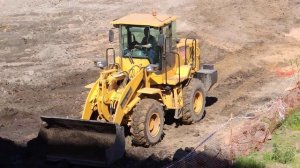 Загрузим Самосвал с помощью Фронтального погрузчика