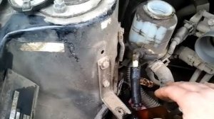 прокачка масла в гидроусилителе руля на Geely mk