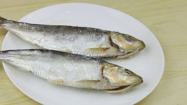 Как солить селедку. Керченская сельдь: правильный рыбацкий посол смотреть онлайн