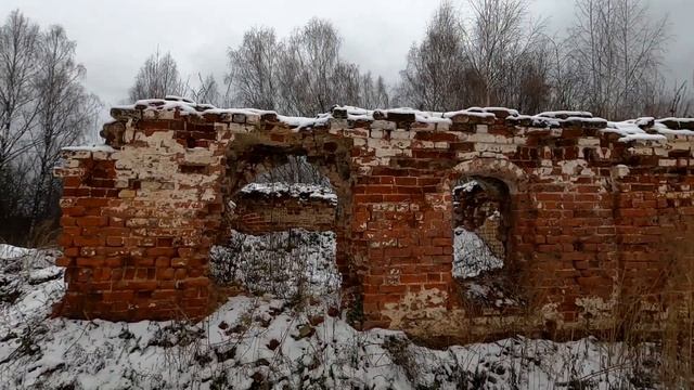Заброшенный старинный монастырь - ВОССТАНАВЛИВАТЬ НЕЛЬЗЯ! смотреть онлайн
