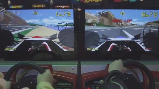 Hogging the retro arcade with FatCat #quickie смотреть онлайн