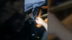 Как снять руль с любых жигулей , без съёмника , как снять руль на ниве .