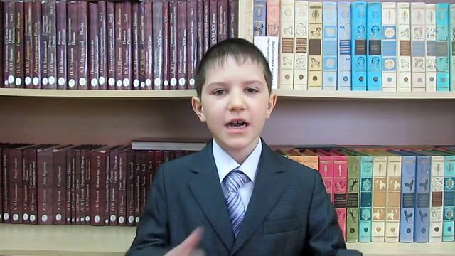 Страна читающая – Данил Хисматов читает произведение «Лисица и виноград» И. А. Крылова смотреть онлайн