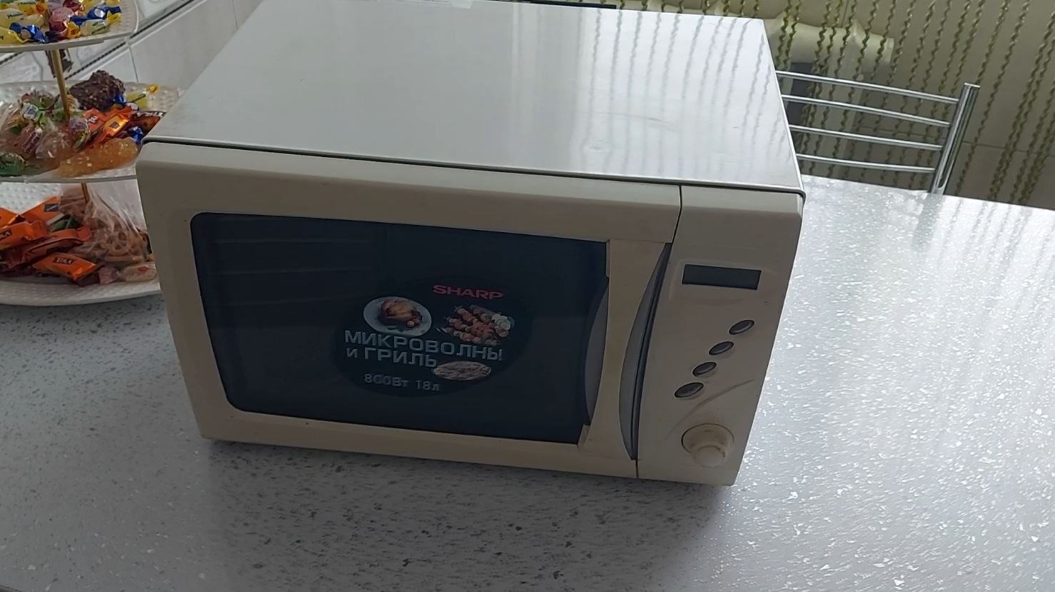 Не греет микроволновая печь SHARP 800Вт смотреть онлайн
