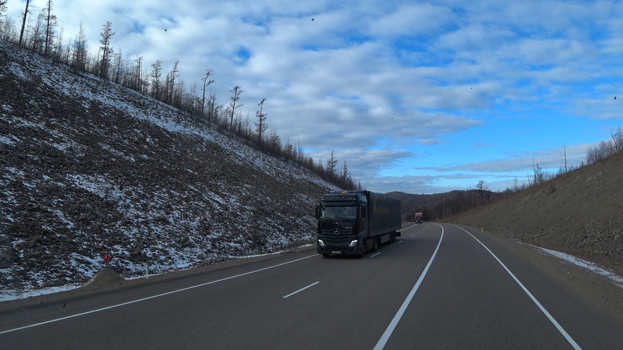 Попал в первый гололед в Забайкальском крае!!! Добрался до Читы!!! смотреть онлайн