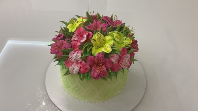 Альстромерии из белкового крема! смотреть онлайн