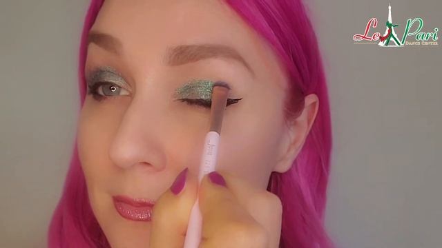Easy glitter makeup tutorial for beginners. Легкий видео урок по макияжу с блестками для начинающих смотреть онлайн