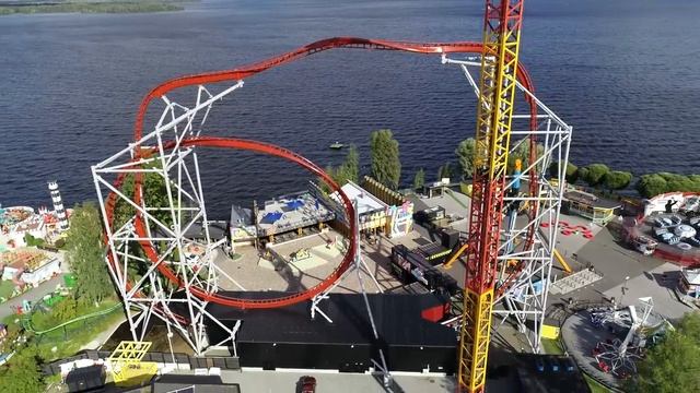 Flywheel Powered Roller Coaster смотреть онлайн