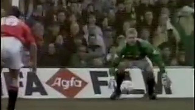 Peter Schmeichel - Best Saves смотреть онлайн