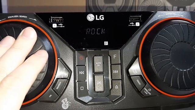 Музыкальный центр LG XBOOM CK43 смотреть онлайн