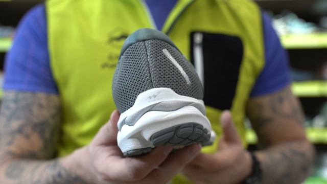 Кроссовки мужские Mizuno Wave Sky Waveknit 3 Св.Сер/Бел/Сер за 30 секунд смотреть онлайн