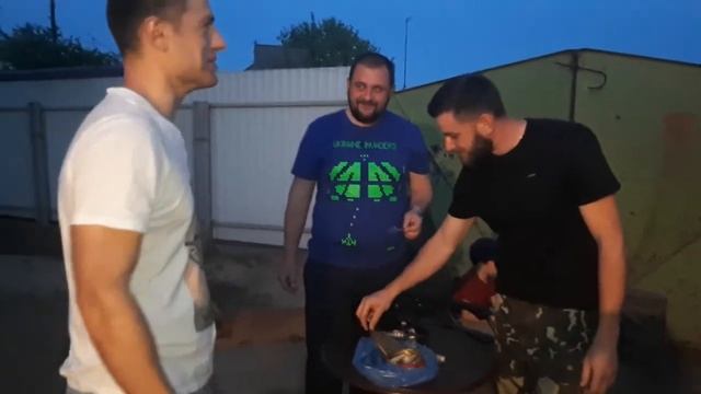 Сюрстрёмминг / Шведский деликатес / Квашенная рыба / Как это едят смотреть онлайн