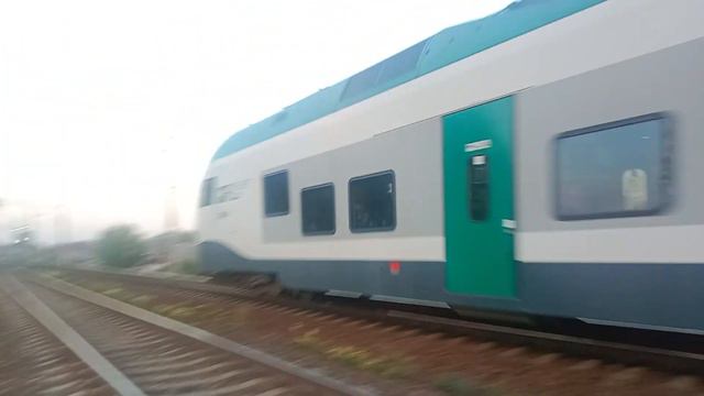 ЭПм-001 с поездом Минск-Гомель на перегоне Бобруйск-Березина. смотреть онлайн