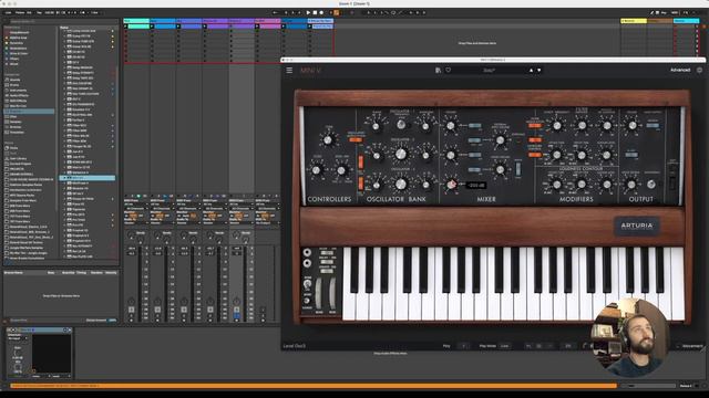Arturia Mini Moog смотреть онлайн