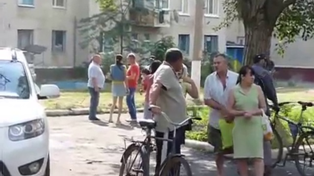 30 05 2014 Slavyansk Army of Kiev junta fired Children's Hospital смотреть онлайн